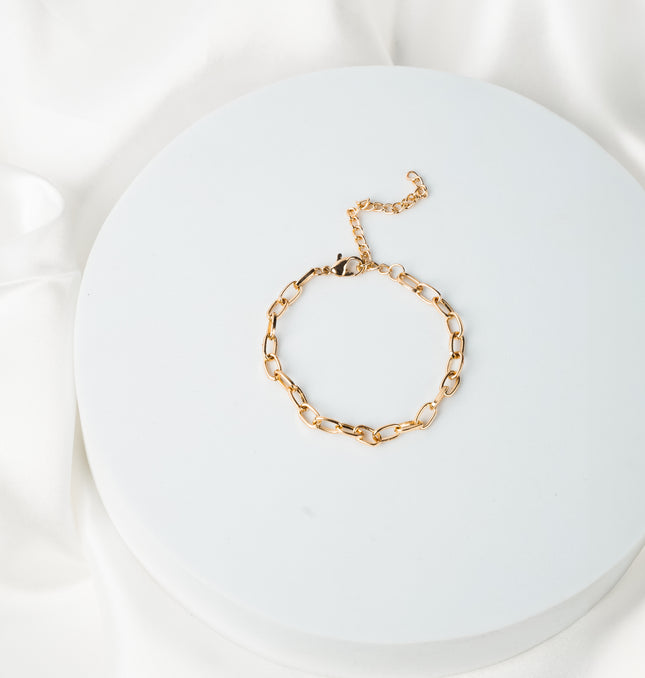 Golden Link Dainty Bracelet