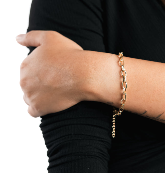 Golden Link Dainty Bracelet