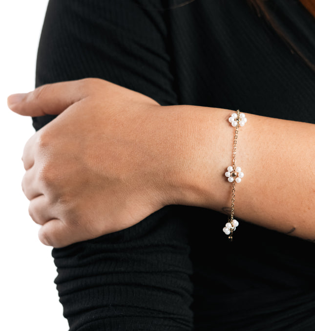 Blooming Pearl Bracelet