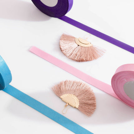 Whimsical Wave Tassels - HASHTACK