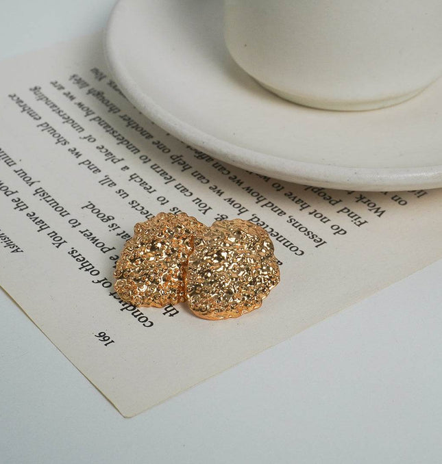 Gleaming Metal Studs - HASHTACK