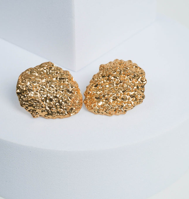 Gleaming Metal Studs - HASHTACK