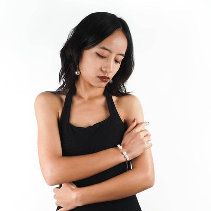 Classic Radiance Pearl Bracelet - HASHTACK