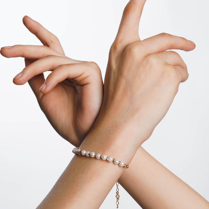 Moonbeam Pearl Layered Bracelet - HASHTACK