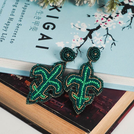 Green Beaded Plant Earrings - HASHTACK