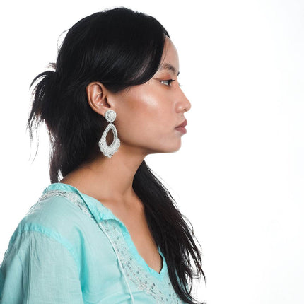 Pearl Elegance Teardrop Earrings. - HASHTACK