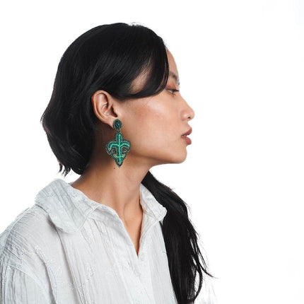 Green Beaded Plant Earrings - HASHTACK