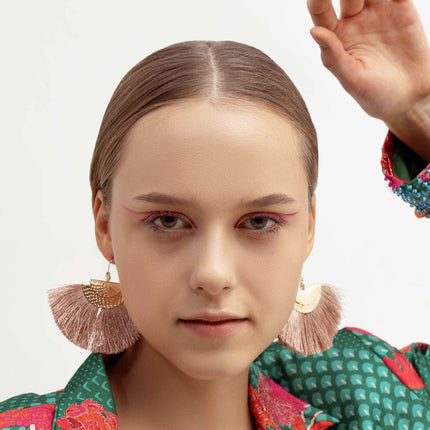 Whimsical Wave Tassels - HASHTACK