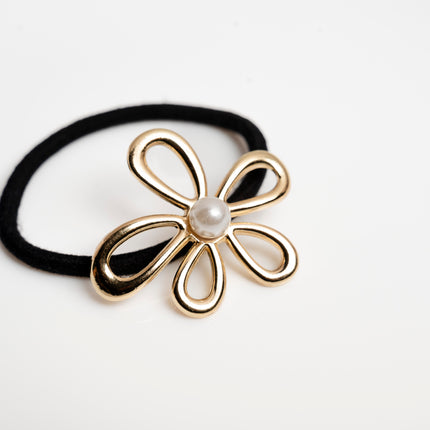 Pearl Bloom Rubber Band