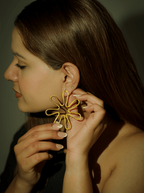 Brass Flower Outline Earrings - HASHTACK