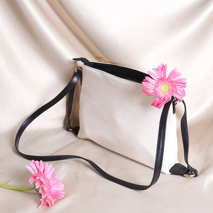 Classic Canvas Shoulder Bag Black