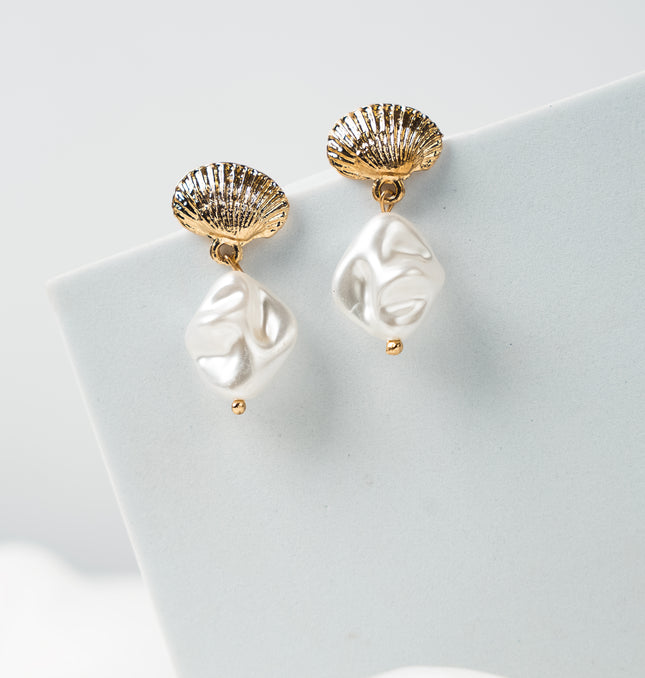 Luxe Seashell Glow Earrings
