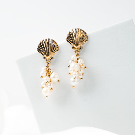Timeless Metal Pearl Earrings