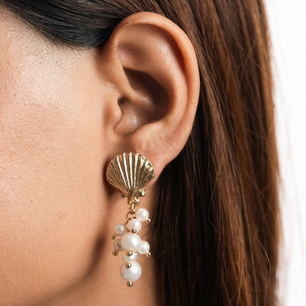 Timeless Metal Pearl Earrings