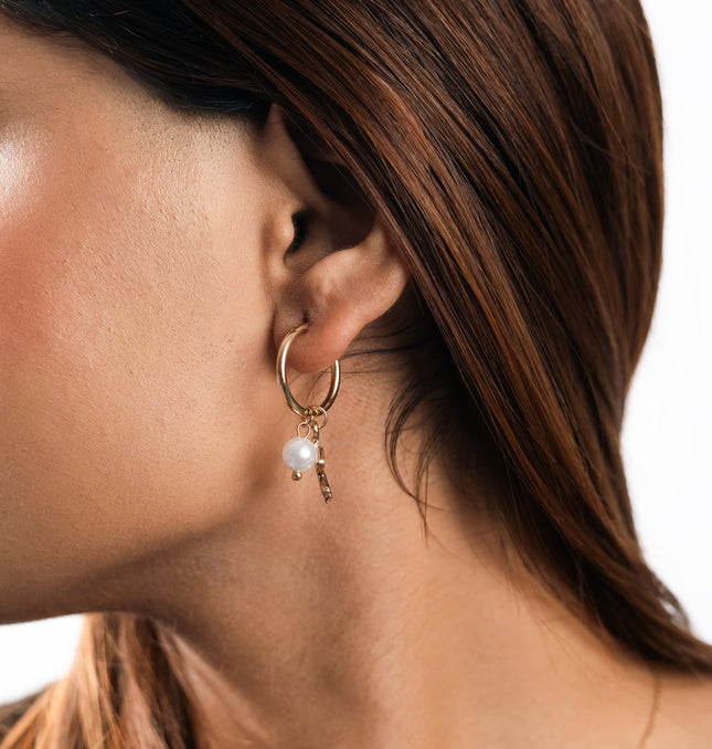 Urban Pearl Glow Earrings