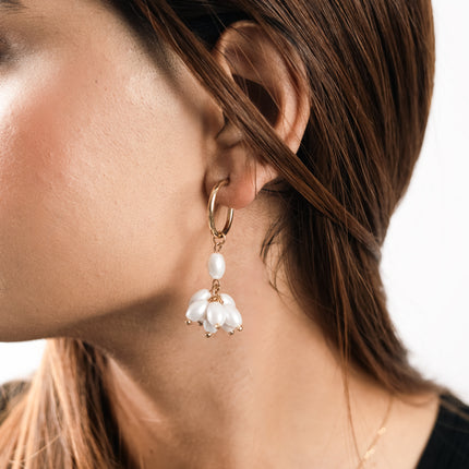 Majestic Pearl Loops