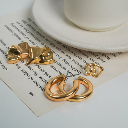 Shimmering Gold Earring set of 10