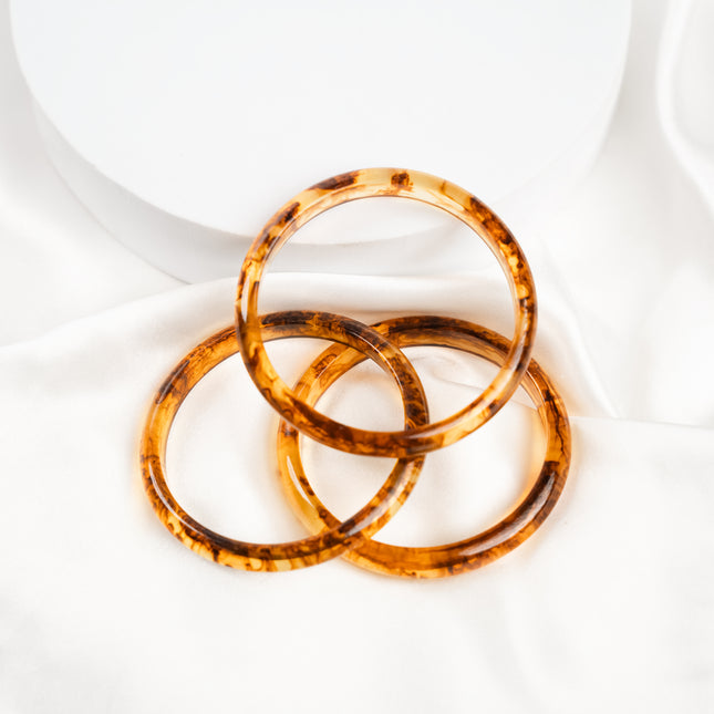 Amber Shine Slim Bangle Set
