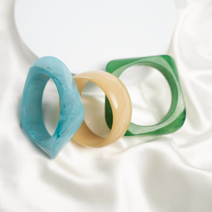 Aqua Twist Resin Bangles