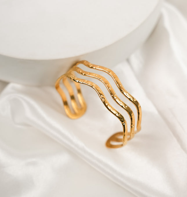Marina Wave Gold Cuff Bracelet | Hashtack