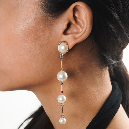 Bar Pearl Earring