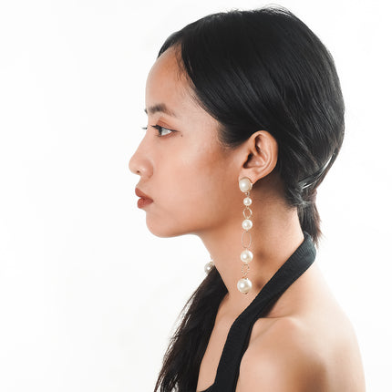 Dazzling Pearl Earrings