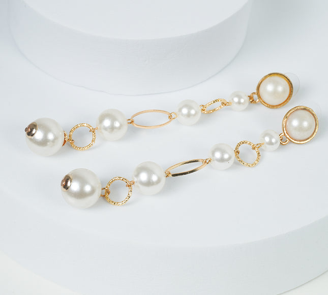 Dazzling Pearl Earrings