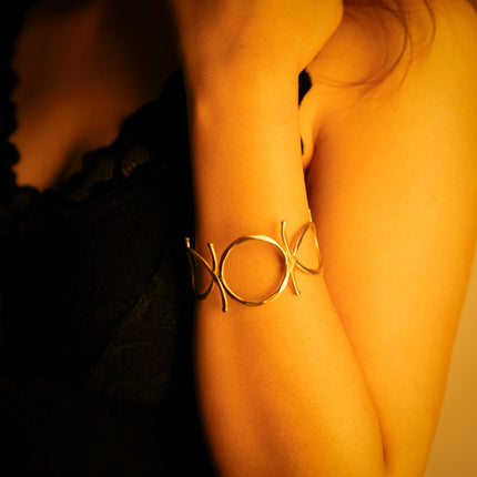 Twist & Glow Brass Adjustable Cuff