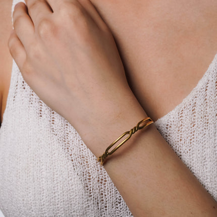 Sleek Stainless Steel Cuff - HASHTACK