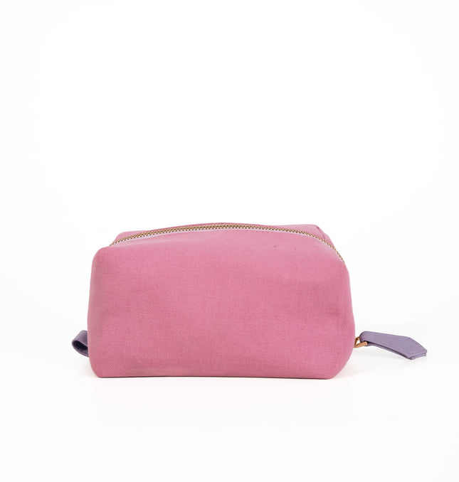 Dusty pink utility pouch for women with gold-tone zipper
