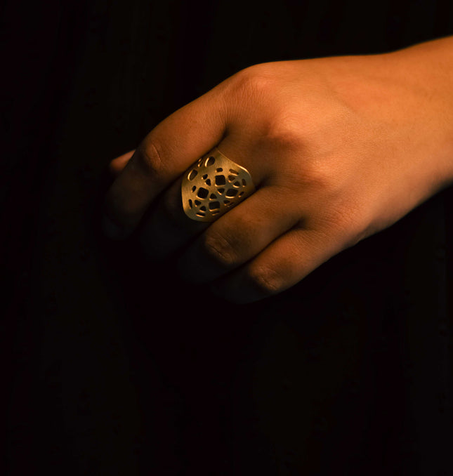 Golden Gleam Cut-Out Ring