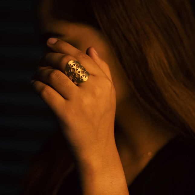 Golden Gleam Cut-Out Ring