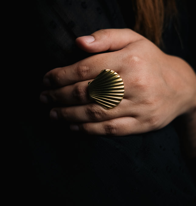 Ocean Shell Adjustable Ring