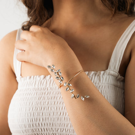 Leaf Whisper Crystal Bracelet