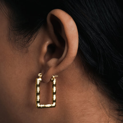 SLEEK EDGE METALLIC EARRINGS