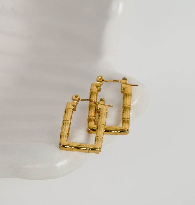 SLEEK EDGE METALLIC EARRINGS - HASHTACK