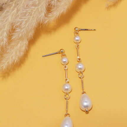 Pearl Drops Earring