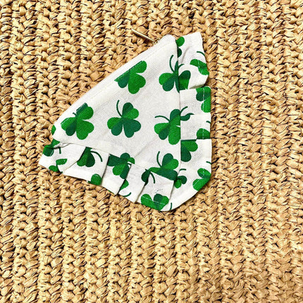 Green Leaf Triangular Utility Pouch - HASHTACK