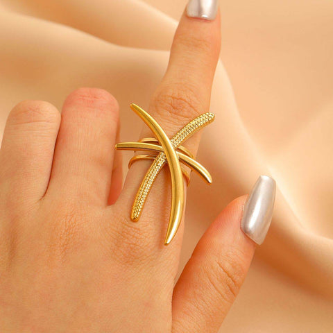 Crossline Shine Adjustable Ring from Hashtack