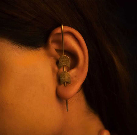 Bold Edge Brass Ear Cuff from Hashtack
