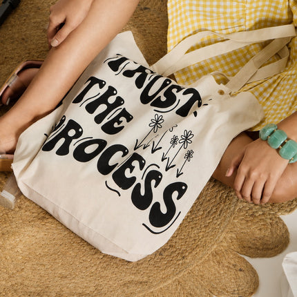 TOTE BAGS
