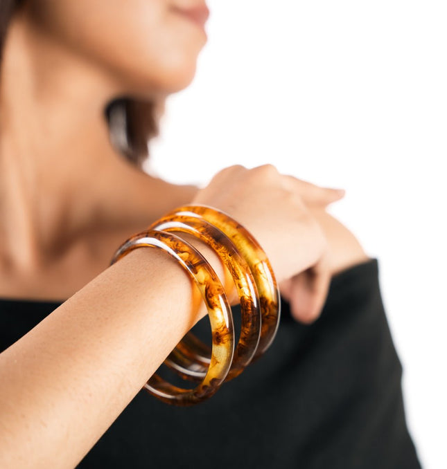 Amber Shine Slim Bangle Set - HASHTACK