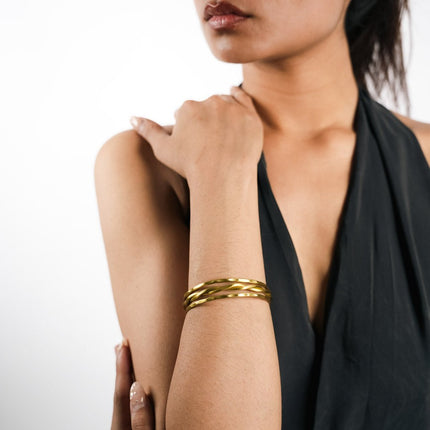Aurora Twist Gold Cuff Bracelet - HASHTACK