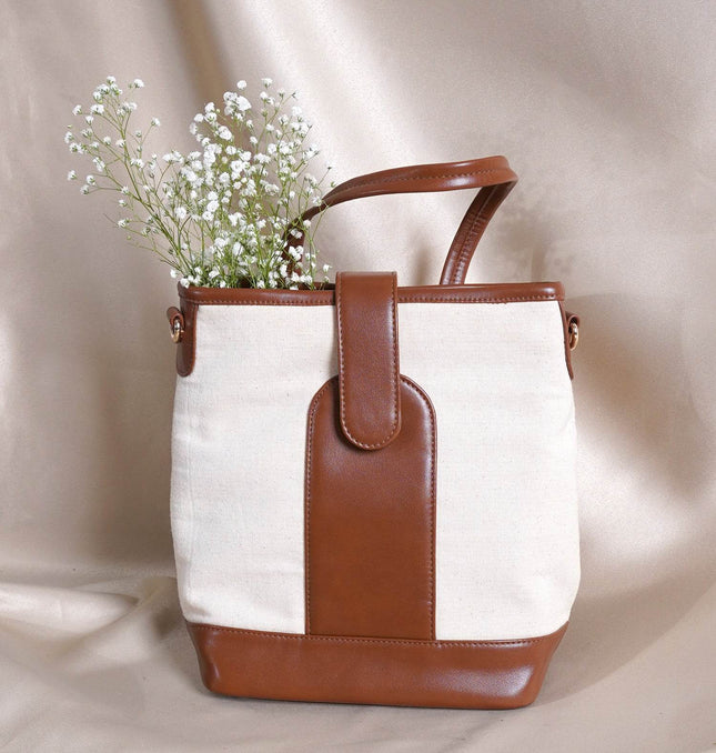Explorer Canvas Handbag tan - HASHTACK