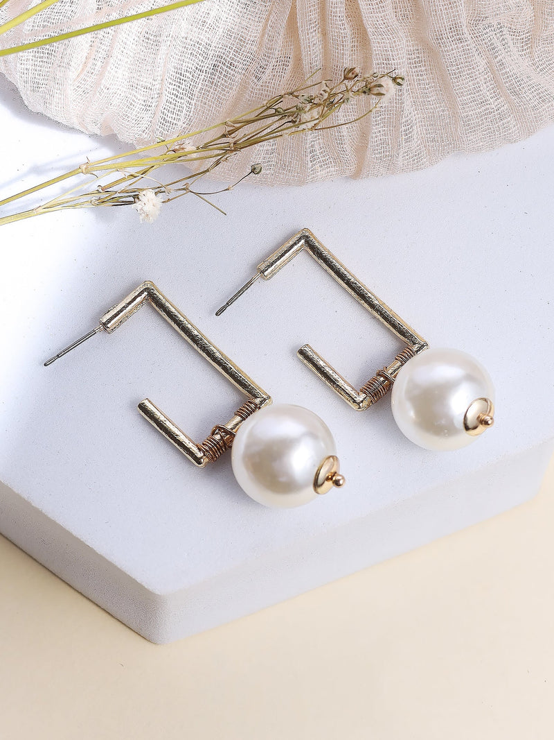 Bar Pearl Earring