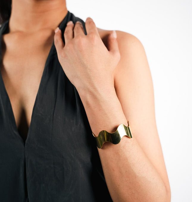 Golden Wave Cuff Bracelet - HASHTACK
