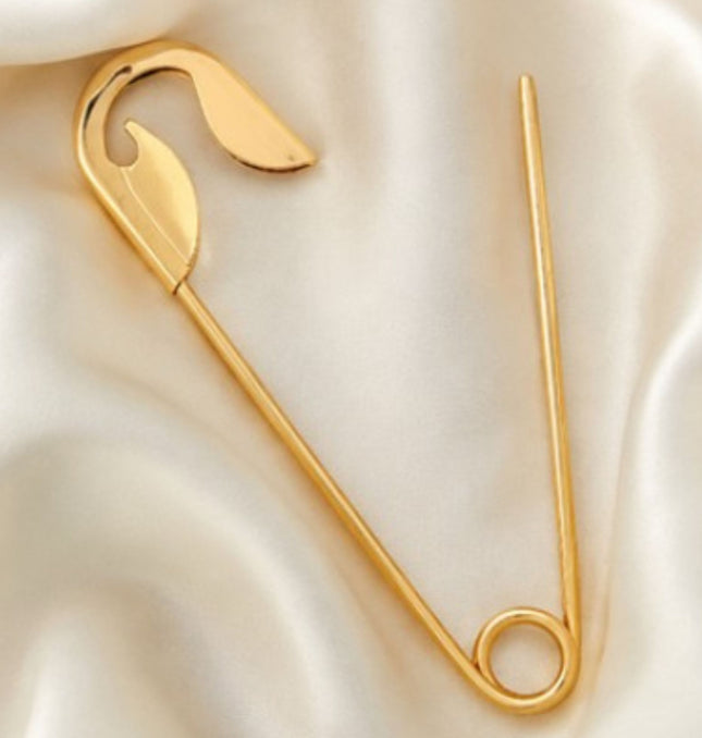 minimal-gold-hair-stick-close-up-aesthetic-product_jpg_553ea21f-afdc-4767-85b7-2c9e1beca021 - HASHTACK hashtack.in