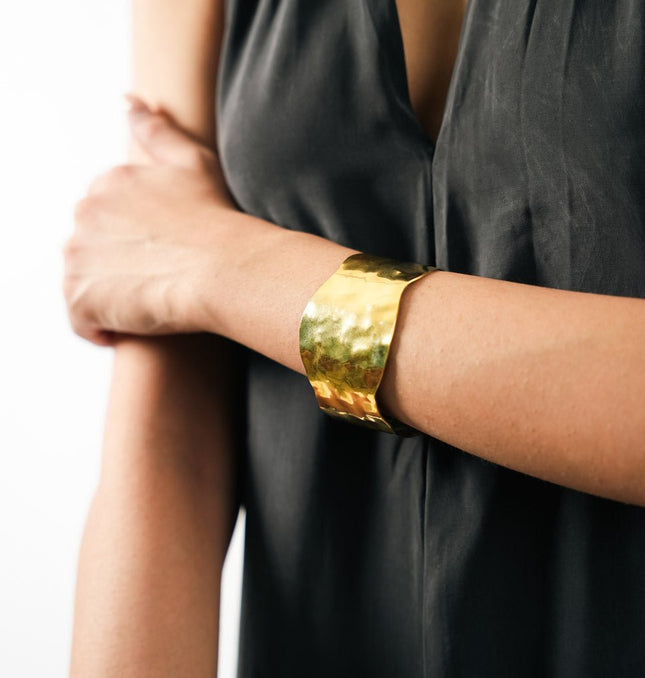 Molten Gold Statement Cuff Bracelet - HASHTACK