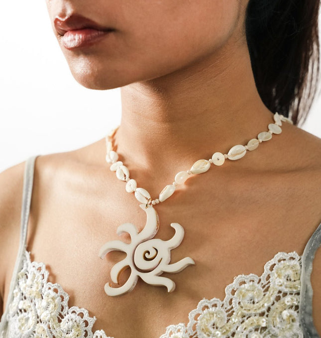 Ocean Sun Shell Pendant Necklace - HASHTACK