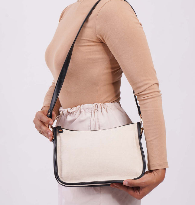 Breeze Canvas Sling Bag Black